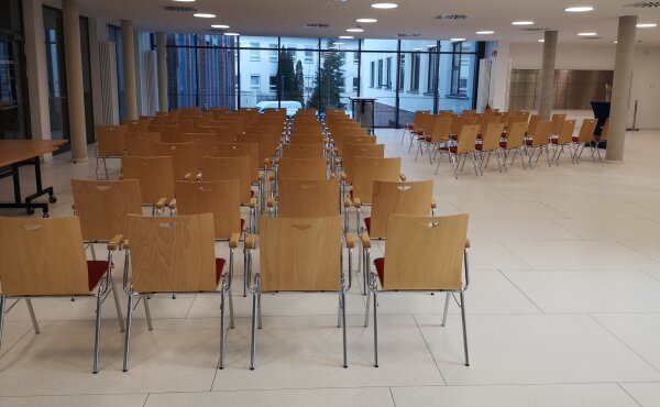 Foyer Z4 (Durchgang)